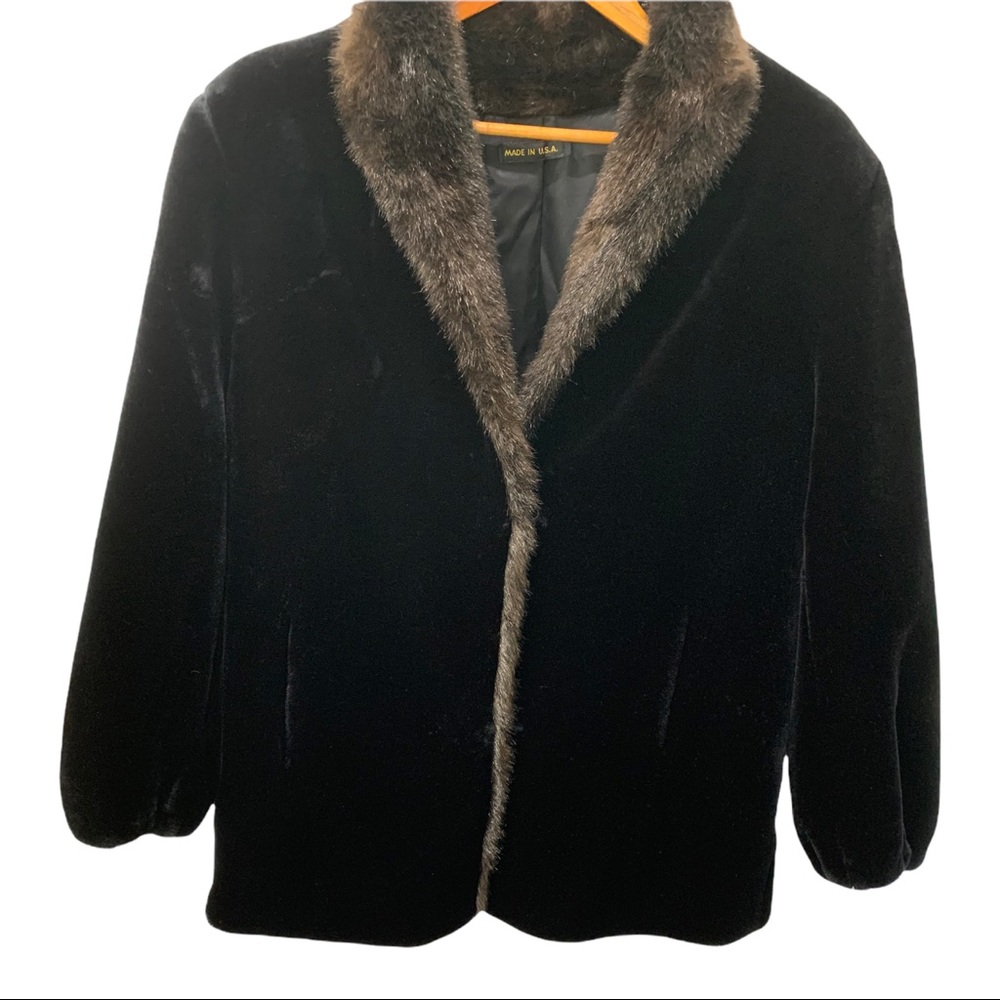 STYLE VI LTD FAUX FUR BLACK COAT WITH BROWN FAUX FUR COLLAR AND FRONT TRIM